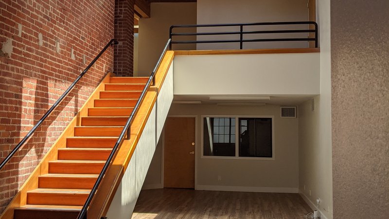 4072 Watts St Emeryville CA, 14000 SF Class B office flex building, owner-user sale Emeryville
