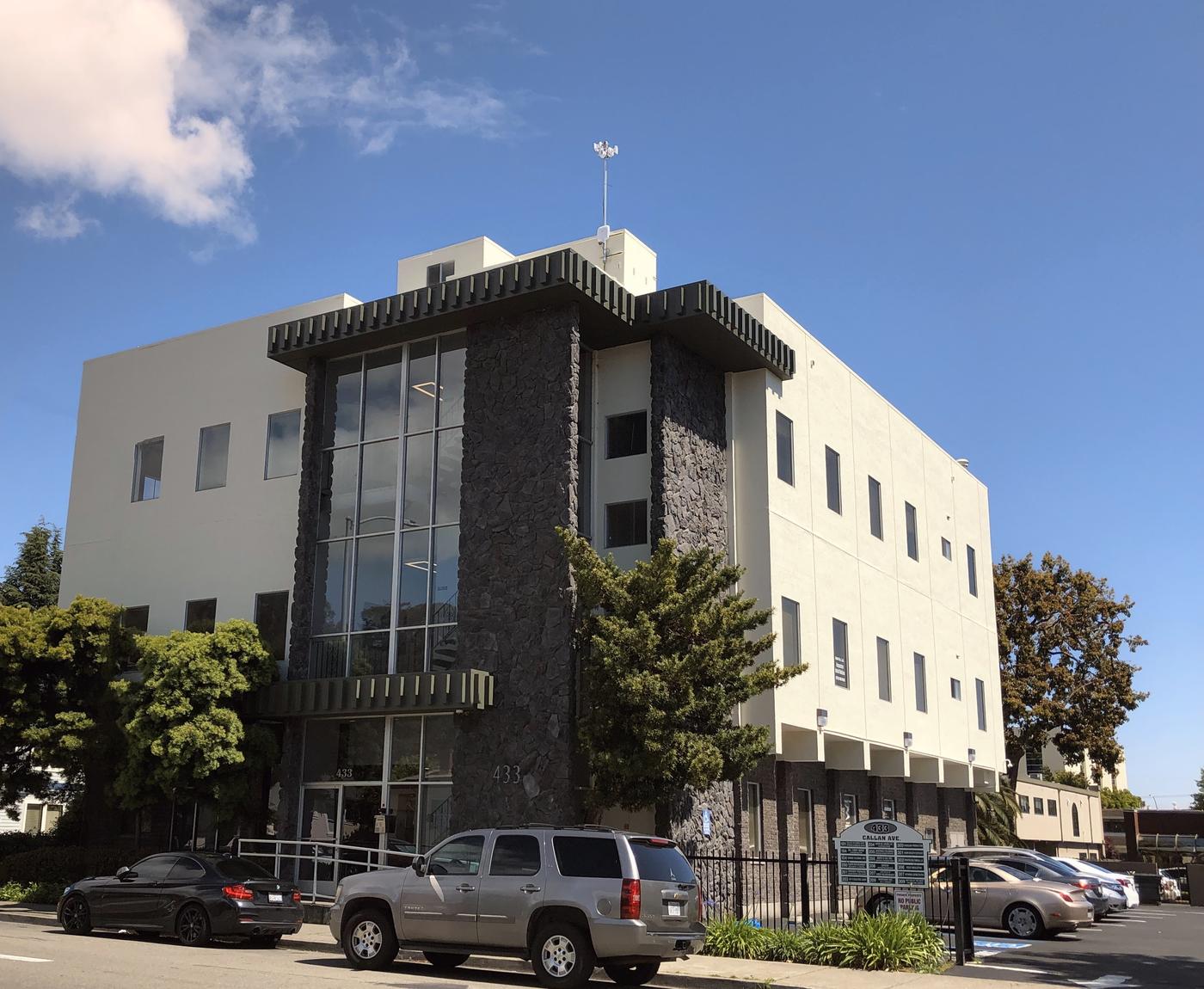 433 Callan Ave San Leandro CA, 13402 SF Class B office building, leasing assignment